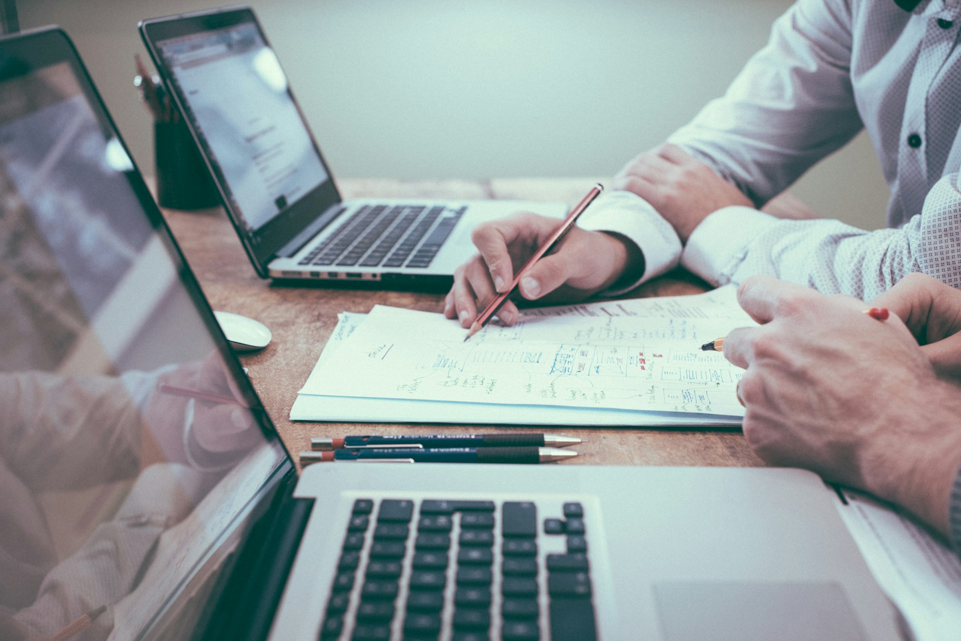 E-E-A-T w SEO – co to takiego i dlaczego Google tak bardzo na to stawia? 
